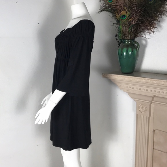LAST CHANCE CLEARANCE Tiana B Off Shoulder Dress - Picture 4 of 6